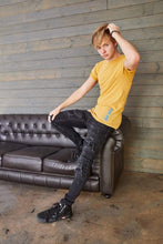 Load image into Gallery viewer, FALSE